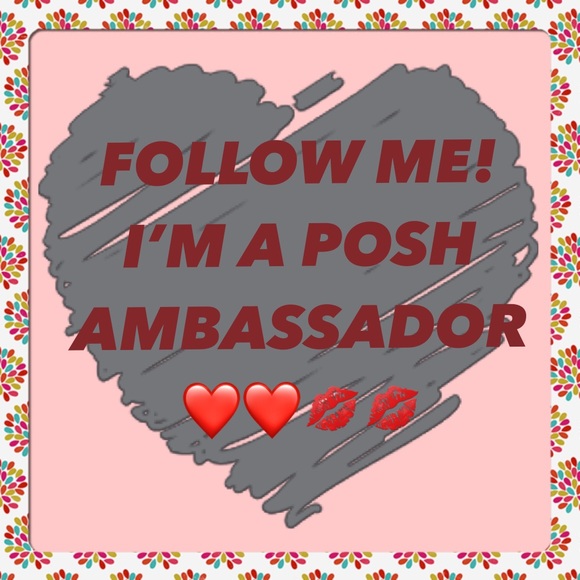 Hi I’m Lisa a Posh Ambassador💋 - Picture 1 of 1